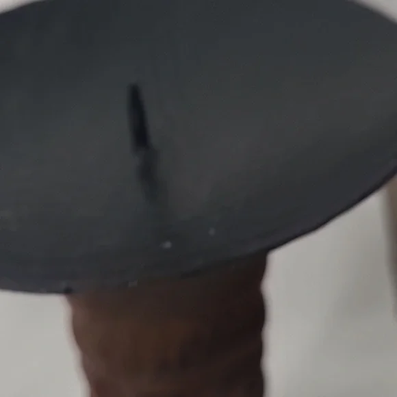 3 Arm tiered pillar candle holder with decorative carved wood accent - Picture 8 of 9